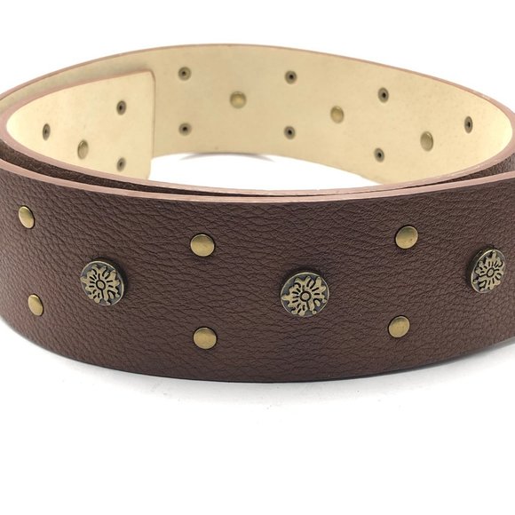 NWT BCBG Generation brow faux leather studded belt Size S - Picture 2 of 11